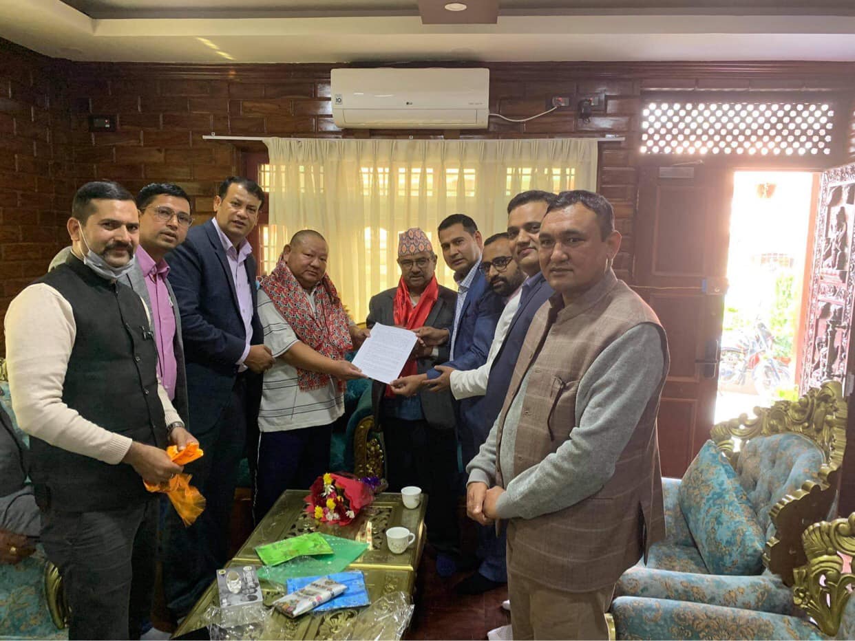 पर्यटन क्षेत्र सुधारका लागि मन्त्री आलेलाई पर्यटन व्यवसायी संगठन नेपालको २१ बुँदे सुझाव