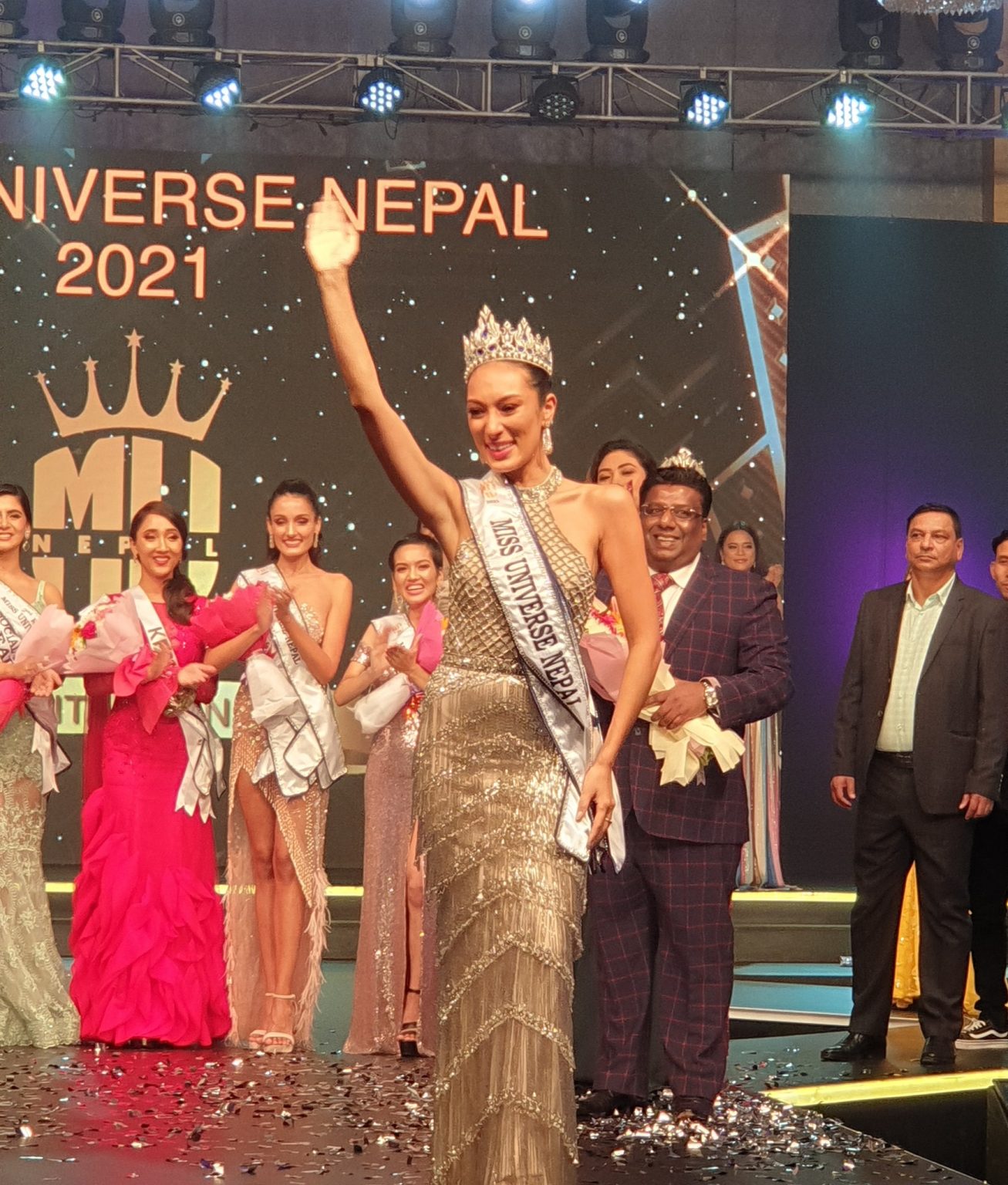 मिस नेपाल युनिभर्स २०२१ को उपाधि सुजिता बस्नेतलाई
